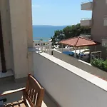 Beachside Znjan Apartment *