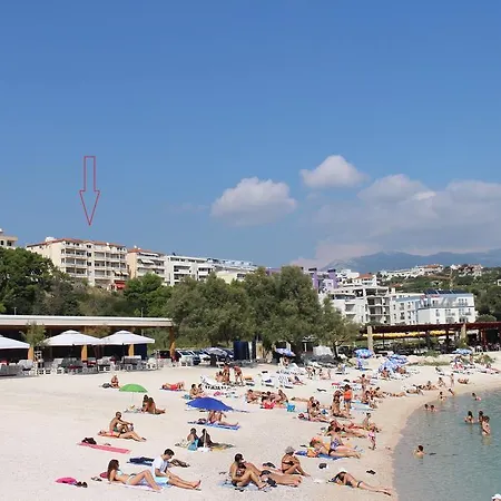 Beachside Znjan Apartamento *